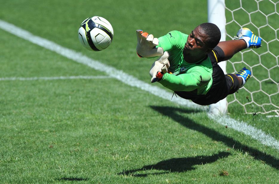 South Africa's Goalkeeper Senzo Meyiwa Shot and Killed