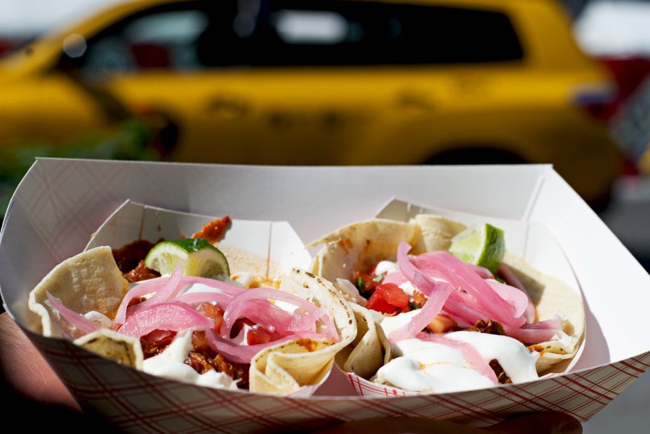 Best street food in New York City -- from falafel to bagels | CNN