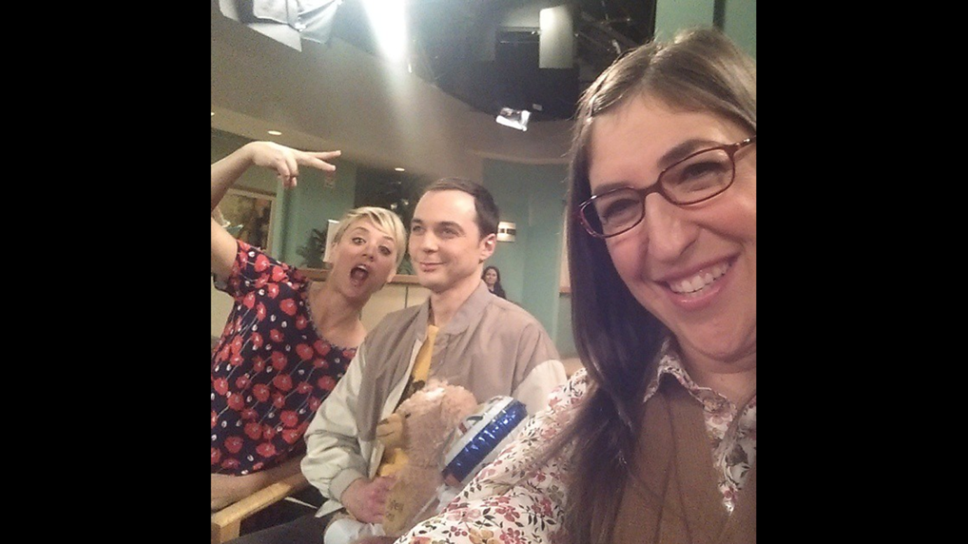 Actress Mayim Bialik, right, takes a selfie with two of her "Big Bang Theory" co-stars, Kaley Cuoco and Jim Parsons, on Monday, October 27. "I love my job," <a href="http://instagram.com/p/uq9_B1qBkw/?modal=true" target="_blank" target="_blank">she wrote on Instagram.</a>