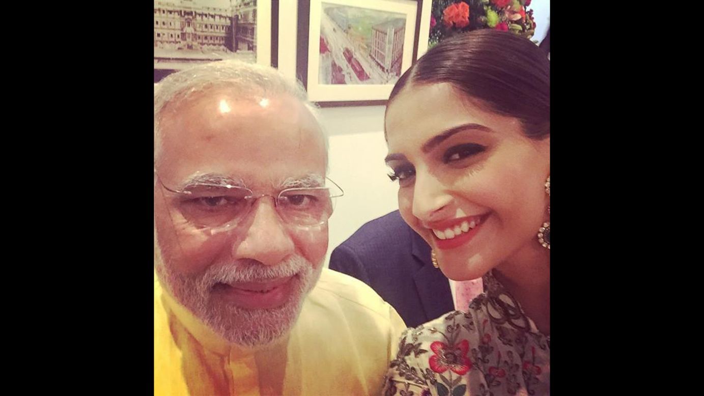 Bollywood star Sonam Kapoor <a href="https://twitter.com/sonamakapoor/status/526022789946679296" target="_blank" target="_blank">tweeted a selfie</a> with Indian Prime Minister Narendra Modi on Saturday, October 25.
