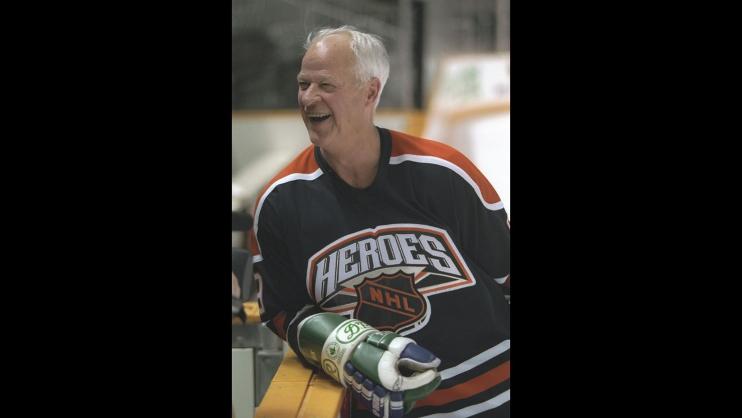 Gordie Howe scored 801 goals in his NHL career and is considered one of the best players of all time. 