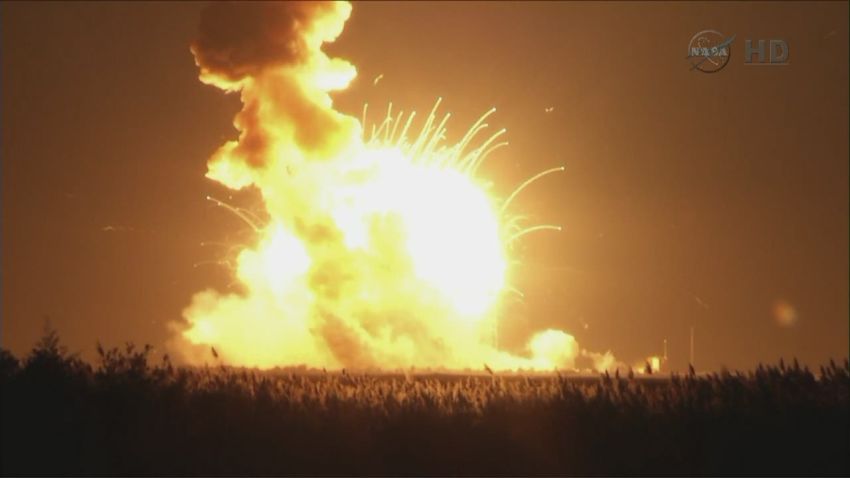 exp erin intv hadfield rocket-explodes-off-virginia_00004818.jpg