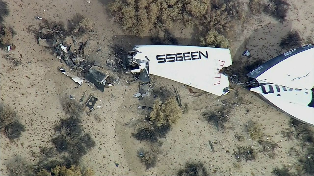 spaceshiptwo wreckage