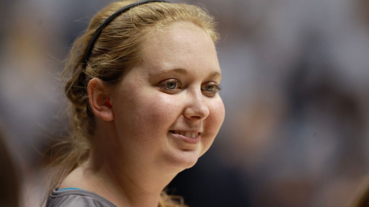Lauren Hill "captured the hearts of people worldwide," said The Cure Starts Now, a nonprofit group.