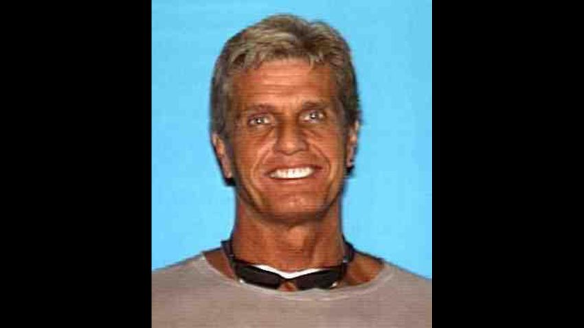 Los Angeles County Sheriffís Department Is Seeking The Publicís Assistance In Locating A Missing Person 
Gavin Smith:6' 06", 210 lbs., grey hair with blonde highlights, green eyes, has a goatee. Last seen wearing purple pants, and black and grey shoes. 
