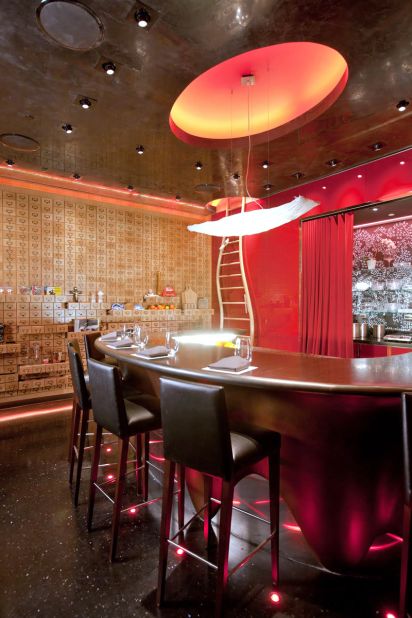 One of two José Andrés restaurants in the top 10, é by José Andrés is an eight-seat bar tucked away within the chef's Jaleo restaurant in The Cosmopolitan of Las Vegas. The menu? It's a secret, says The Daily Meal of its number nine entry. 