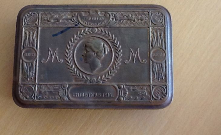 This box, which was one of 2.5 million sent to British troops in the trenches during World War One, belonged to Richard McFadden. McFadden was a footballer for Clapton Orient who lost his life at the Battle of the Somme in 1916.