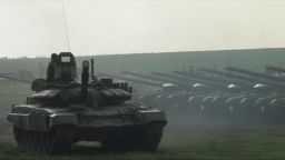 Lead pkg Tapper Ukraine Russia tanks _00005309.jpg