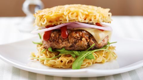 The burger lends itself to mashups and variations by its sandwiched nature. The Original Ramen Burger, available at its namesake restaurant in Brooklyn, New York, was voted one of the "<a href="http://newsfeed.time.com/2014/01/14/the-most-influential-burgers-of-all-time/slide/krusty-burger/" target="_blank" target="_blank">17 Most Influential Burgers of All Time</a>" by Time magazine in 2013. It consists of a ground beef patty sandwiched between two buns made from fresh ramen noodles.