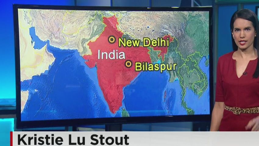 women dead and dozens ill sterilization clinic india_00000511.jpg