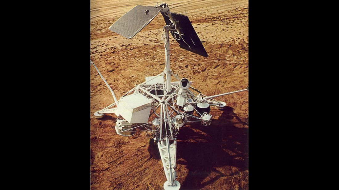 <a href="http://science.nasa.gov/missions/surveyor-1-7/" target="_blank" target="_blank">Surveyor 1</a> was the first U.S. spacecraft to make a soft landing on the Moon. The program ran during the mid-1960s and was declared a success. The program's focus eventually switched to support of the Apollo program.