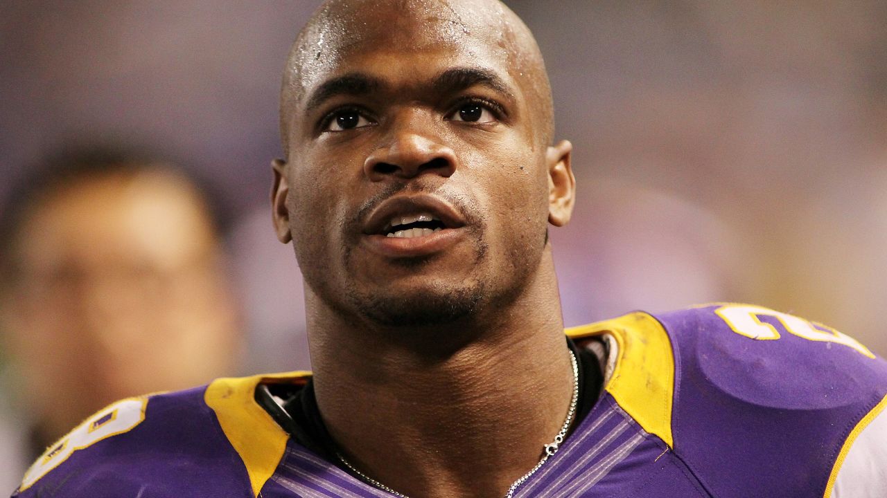 Adrian Peterson #28 of the Minnesota Vikings looks on during a game against the Green Bay Packers on December 30, 2012 at Mall of America Field at the Hubert H. Humphrey Metrodome in Minneapolis, Minnesota. (Photo by Andy Clayton King/Getty Images)