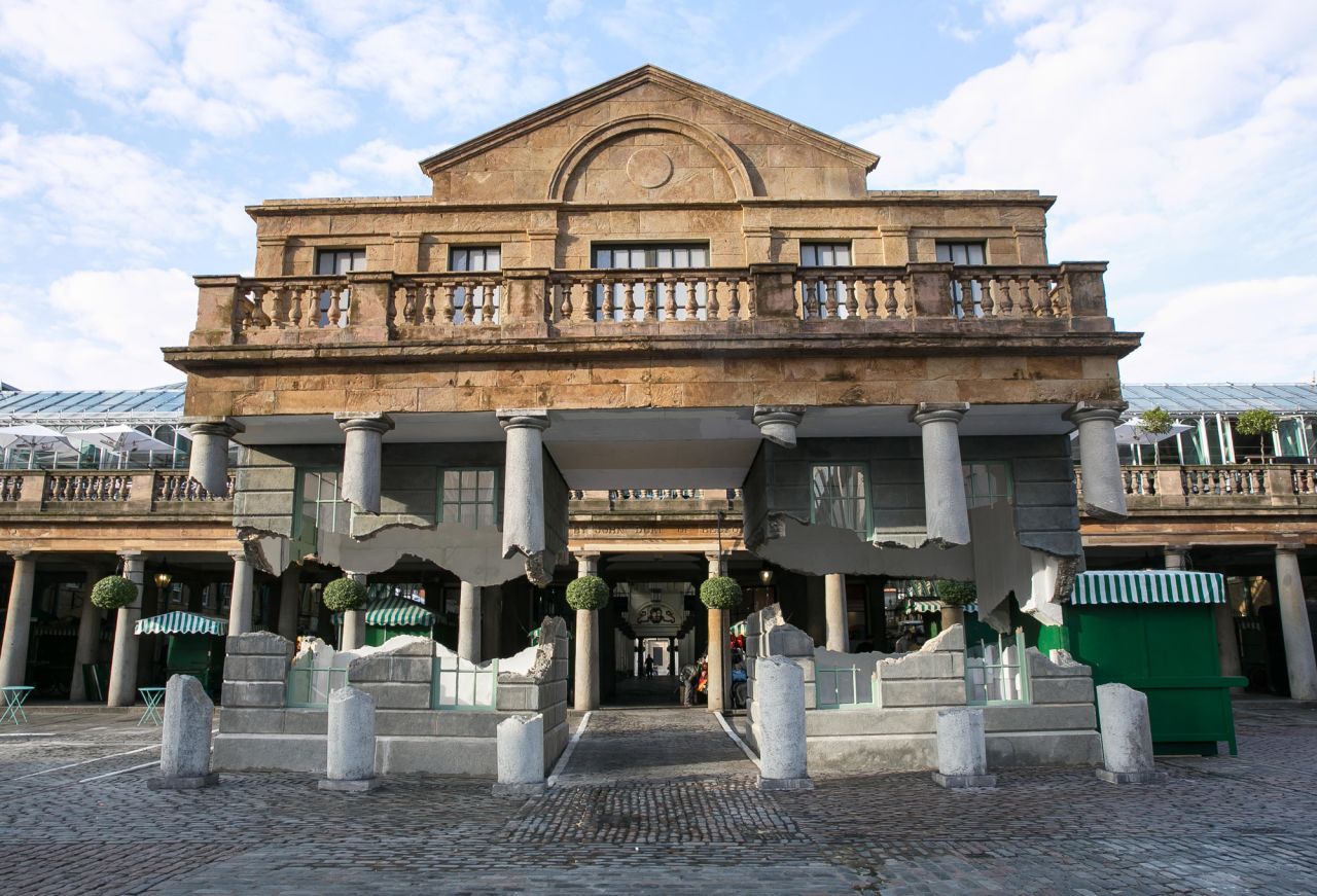 <em>Take My Lighting, But Don't Steal my Thunder</em>, a "floating" plastic building, opened in London's Covent Garden just days before the melting house. It was a major tourist draw, and led to an 18 percent increase in footfall for the surrounding shops.