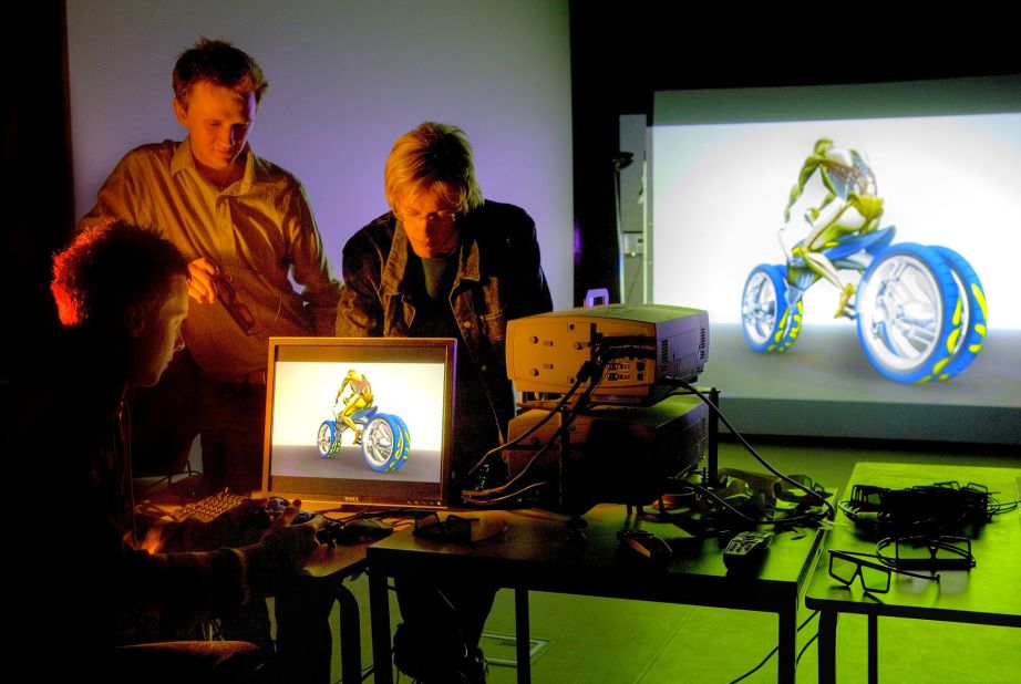 Students at Coventry University use the modeling tools to design a motorbike. 