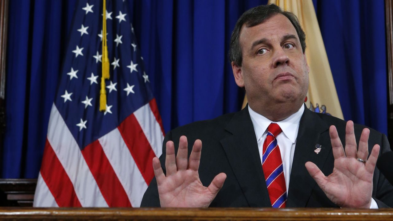 New Jersey Governor Chris Christie reacts to a question during a news conference in Trenton, New Jersey March 28, 2014.