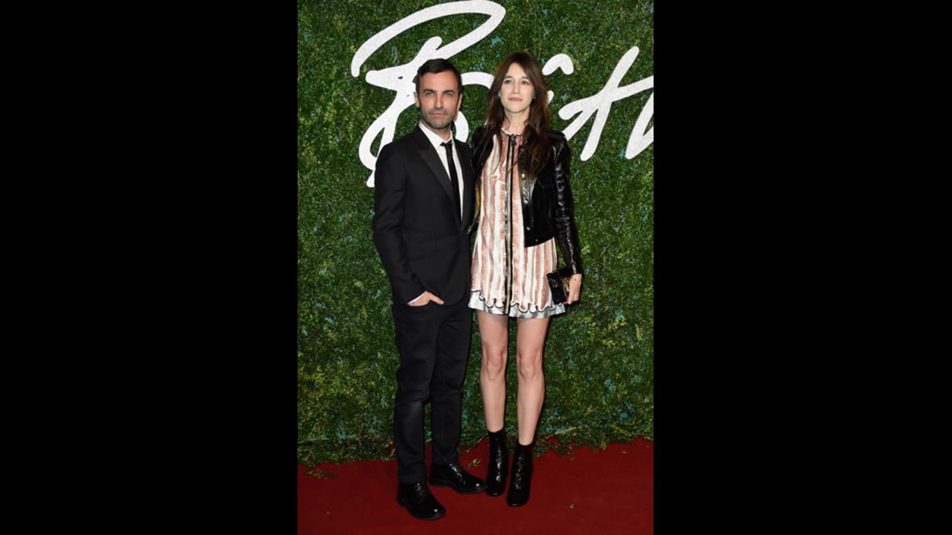 Nicolas Ghesquière, creative director of Louis Vuitton, received the award for International Designer from his long-time friend and muse Charlotte Gainsbourg. 