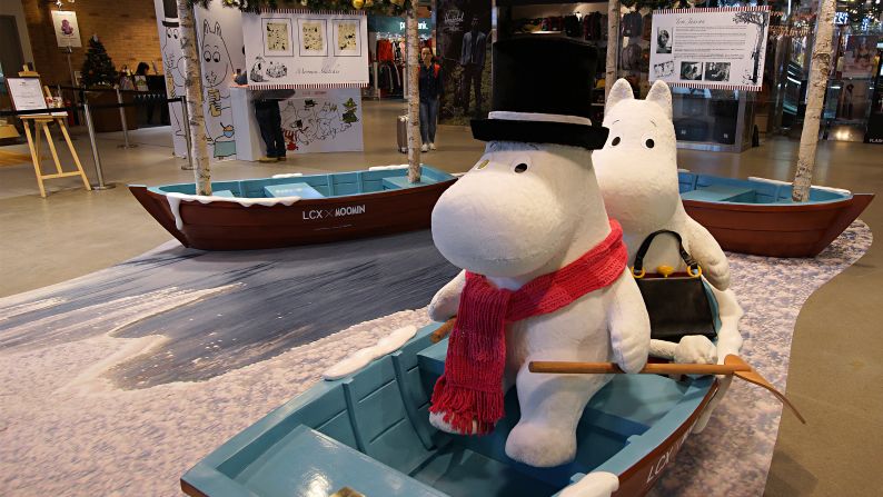 The Moomin cafe and souvenir store is located in Hong Kong's Harbor City shopping mall. There will be a separate pop up store in the mall until January 2015.