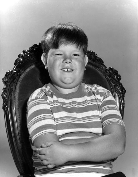 <a href="http://www.cnn.com/2014/12/09/showbiz/tv/ken-weatherwax-pugsley-addams-dies/index.html?hpt=hp_t2">Ken Weatherwax,</a> who played Pugsley on the 1960s TV show "The Addams Family," died December 7, according to the Ventura County Coroner's Office. He was 59.