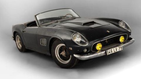 A 1961 Ferrari 250 GT SWB California Spider was restored after being found under a pile of magazines.
