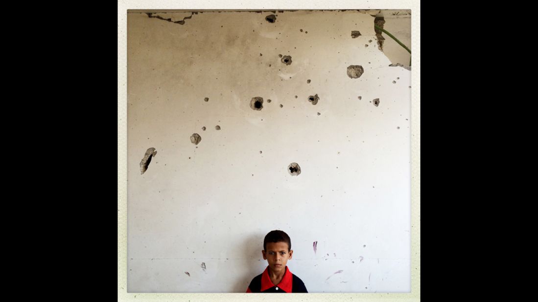 <em>Gaza</em> by <a href="http://instagram.com/qsakamaki" target="_blank" target="_blank">Q. Sakamaki</a> (Palestinian territories)