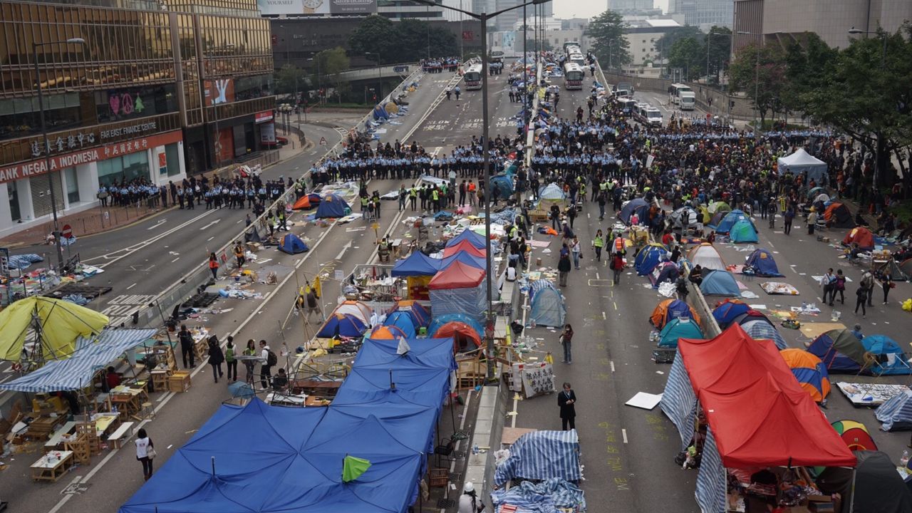 Hong Kong protest clearance 7