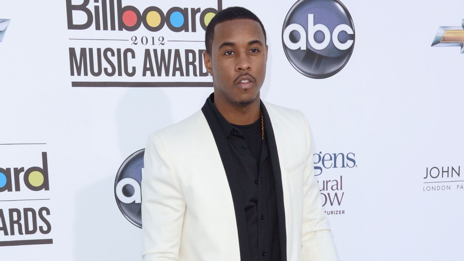 Singer Jeremih is facing charges in New Jersey after allegedly getting a friend to open an aircraft door for him.