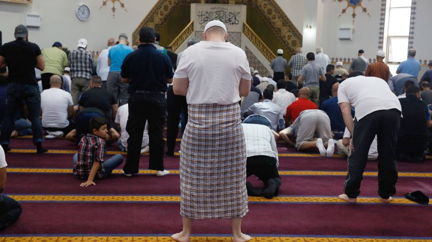 muslims prayer australia