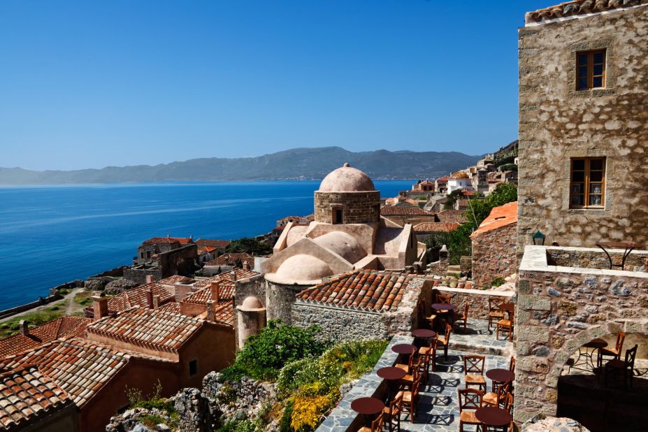 Off limits to cars, the old town of Monemvasia, in the southern Peloponnese, is one of Greece's best-preserved Byzantine citadels. Photo courtesy <a href="http://www.discovergreece.com/en" target="_blank" target="_blank">DiscoverGreece</a>.