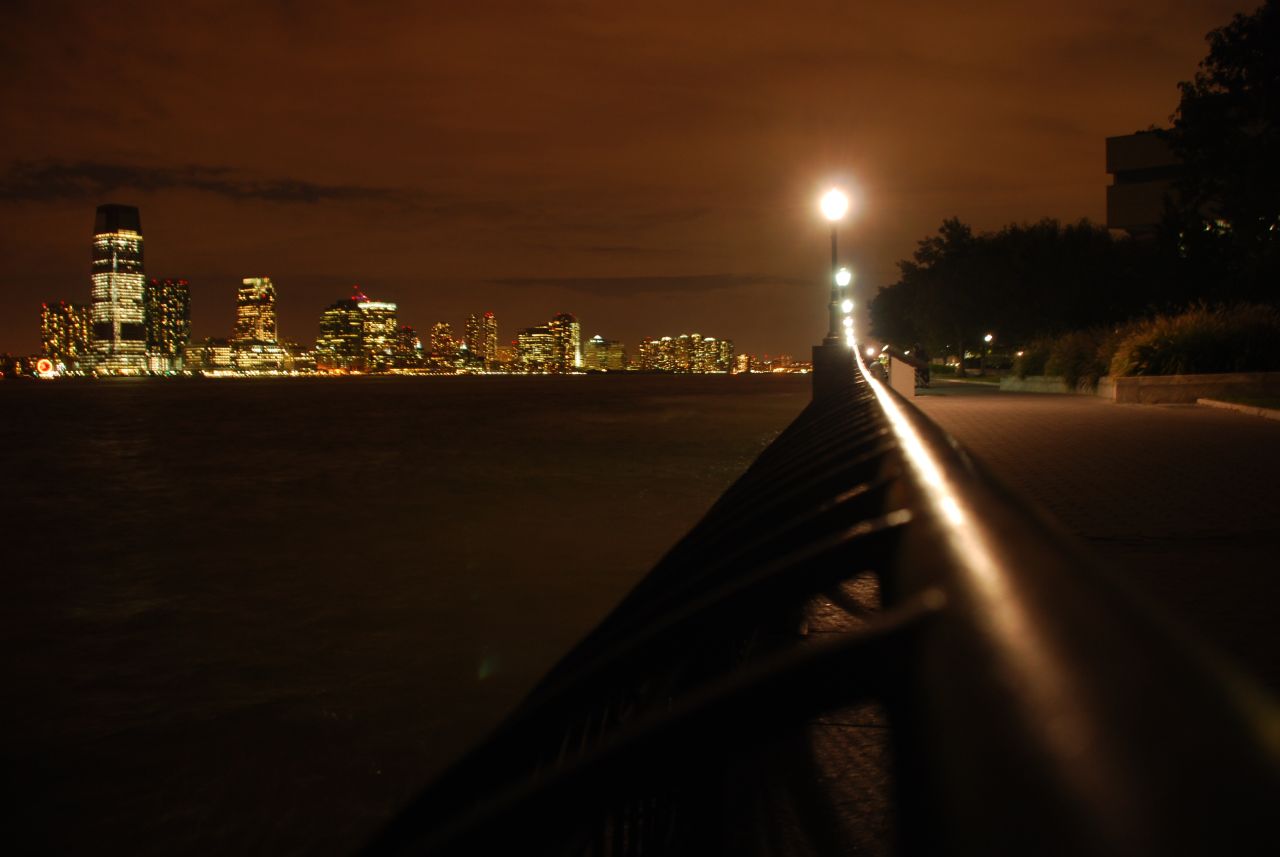 A serene walk through Battery Park after dinner is the perfect way to end the day, says <a href="http://ireport.cnn.com/docs/DOC-849277">Julie Schao</a>.