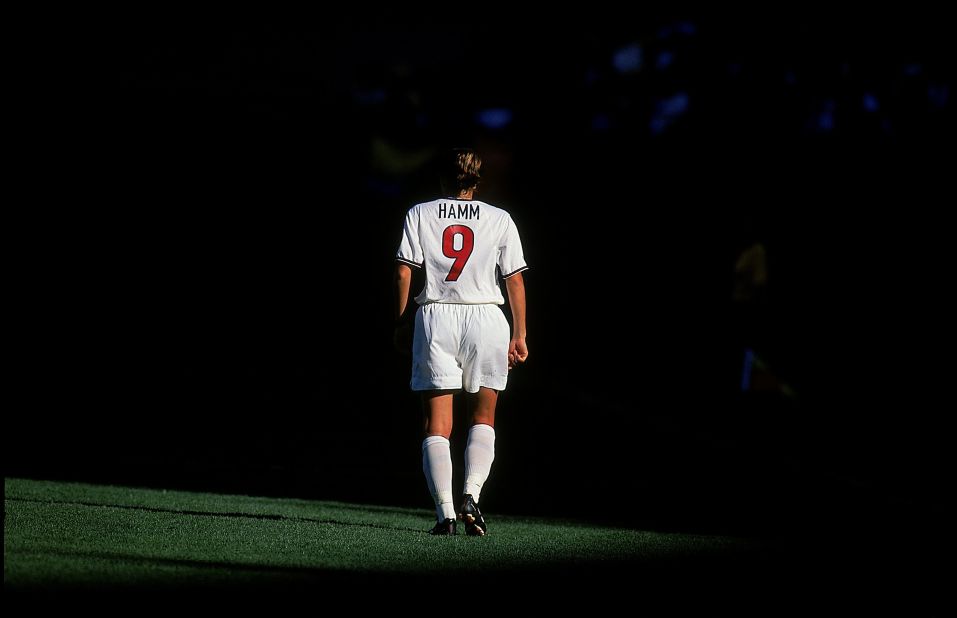 Is this the greatest U.S. soccer player of all time? Mia Hamm is a world and Olympic champion who was a prolific goalscorer during a lengthy playing career.