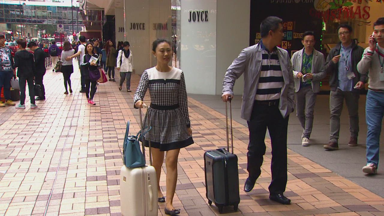 spc marketplace middle east chinese shoppers_00012525.jpg
