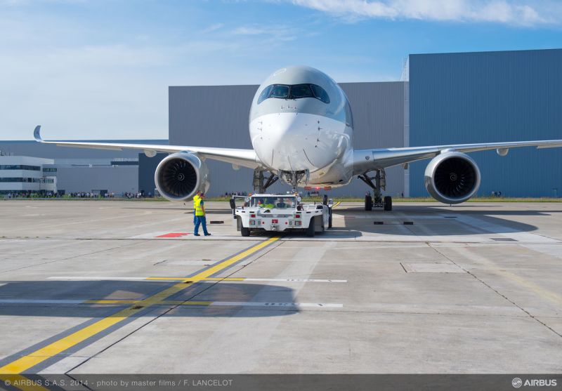 First Airbus A350 XWB Delivered To Qatar Airways | CNN