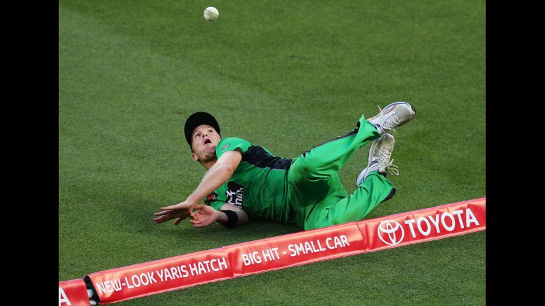 Michael Beer of the Melbourne Stars fails to stop a ball during the Big Bash League match against the Hobart Hurricanes on December 20 in Melbourne, Australia.