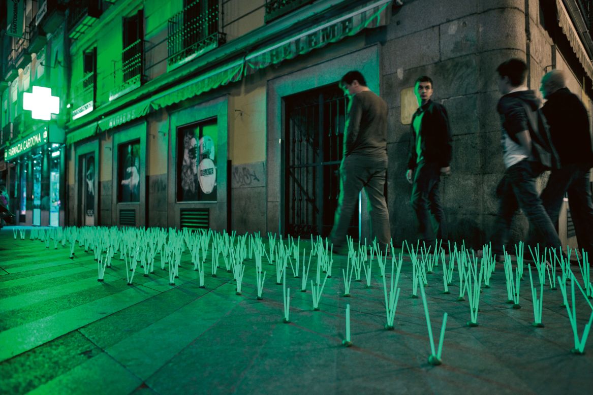 <strong>Luzinterruptus </strong><br /><strong>"</strong><em>Mutant Weeds"</em>, Madrid, 2012, fluorescent lights. © Gustavo Sanabria<br /><br />Madrid-based collective Luzinterruptus spend weeks masterminding short-lived light interventions which could be gone within an hour. Using LEDs or fluorescent lights the aim to highlight "problems in the city that seem to go unnoticed both by the authorities and by citizens" and highlight places or objects they believe have unappreciated value. 