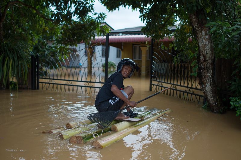 Malaysia, Thailand Flood; Landslide Danger Looms | CNN