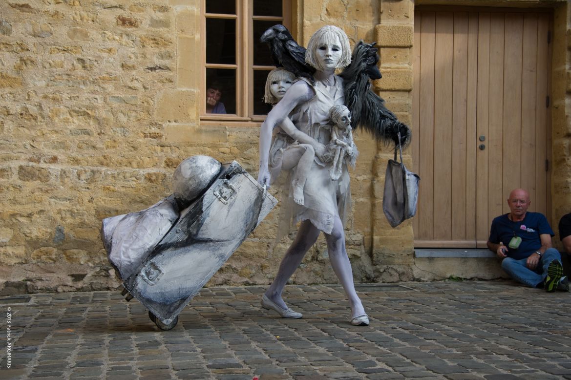 En septiembre, los marionetistas de todo el mundo se dirigirán a Charleville, en el norte de Francia, para participar en la celebración anual del Festival Mundial de Teatros de Marionetas. 