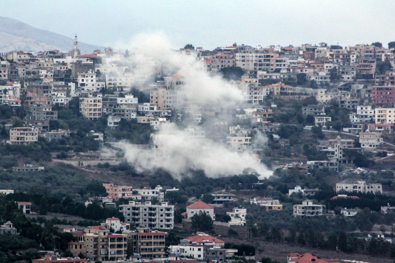 Smoke billows from the site of an Israeli strike in Khiam, Lebanon, on September 22. 