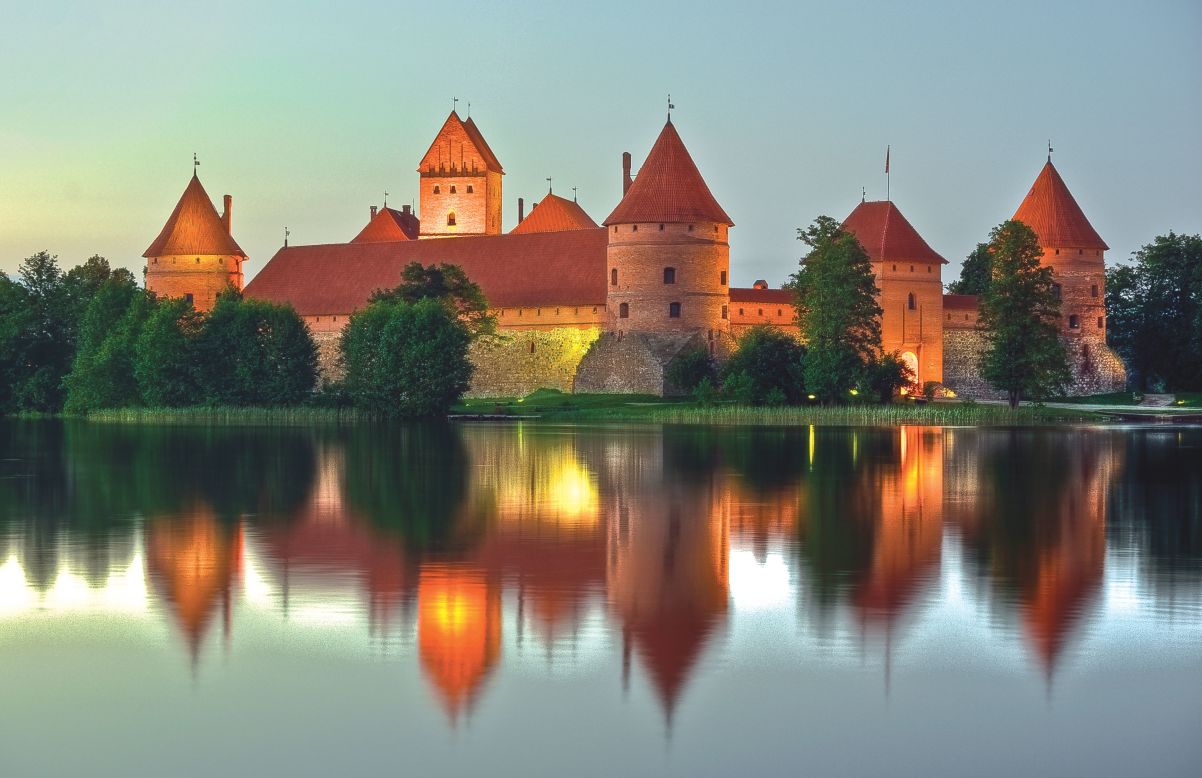 Only a half-an-hour drive from the capital, the 200 surrounding lakes and 21 islands make Trakai a popular lakeside retreat for Vilnians.