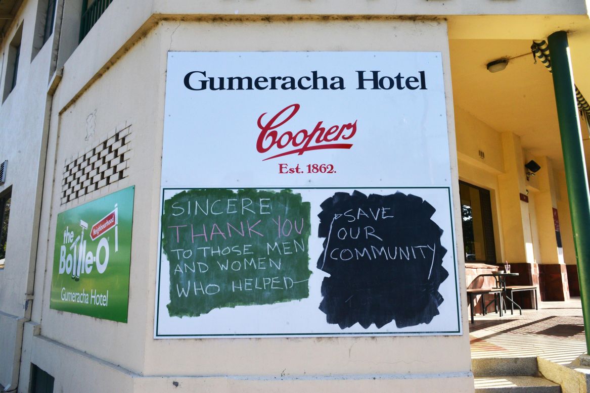 Residents write messages of support for the firefighters on the wall of a hotel in the town of Gumeracha near Adelaide. Around 800 firefighters and hundreds of volunteers were deployed to fight the blaze.