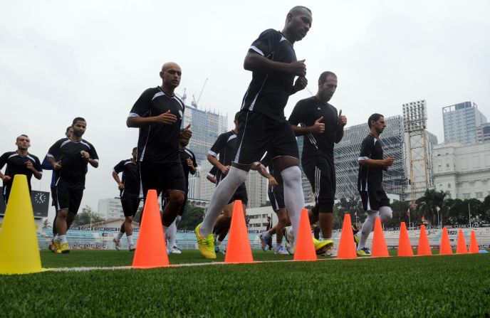 It's estimated that the Palestinian diaspora numbers 25,000 in Australia. Here members of the Palestinian football team take part in a training session during an invitational tournament in Manila in September 2014. 