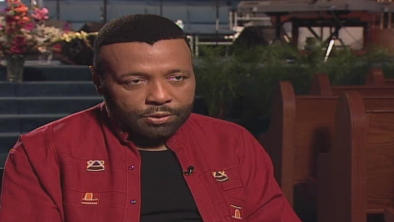 pkg gospel singer andrae crouch 2006 profile_00010518.jpg