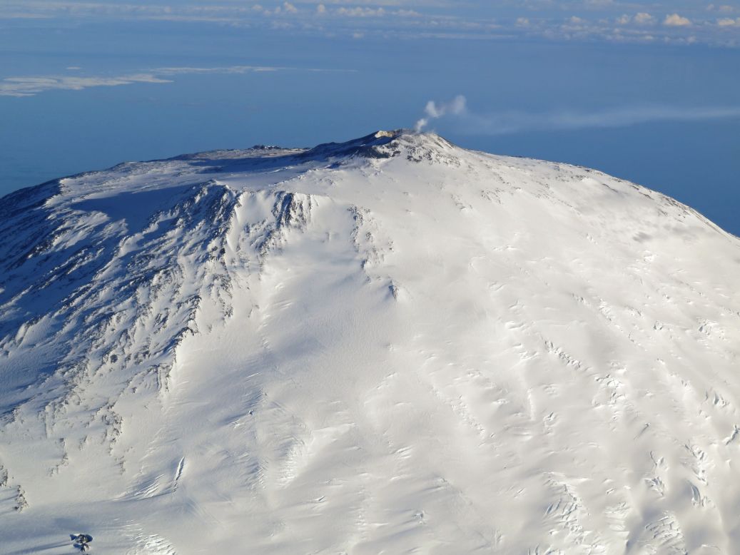 During this year's New Year party flight, passengers witnessed a volcanic eruption at Mount Erebus.