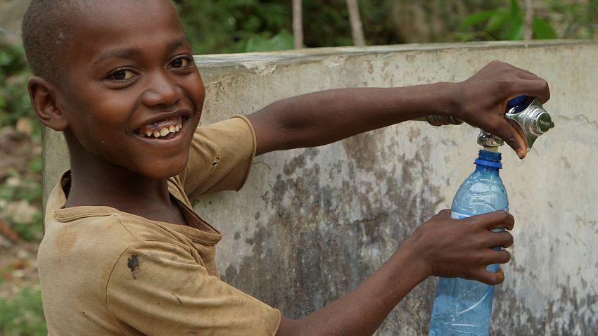 haiti hero josue lajeunesse clean water kid bottle