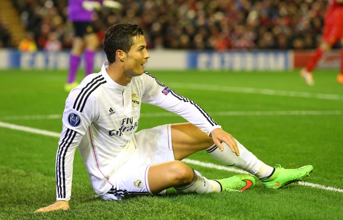 October 22: Ronaldo scores against Liverpool, becoming the first player to score in 10 consecutive Champions League away games.