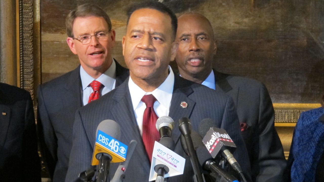Faith leaders gathered in Atlanta to support recently fired Atlanta Fire Chief Kelvin Cochran. 