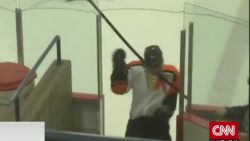 worldsport hockey player hits himself_00000620.jpg