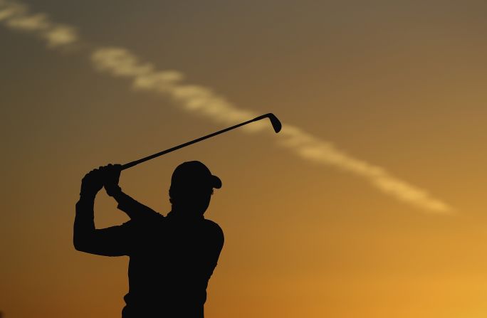 World number one McIlroy opened his 2015 campaign at the European Tour event in Abu Dhabi and was on the practice ground early ahead of his first round.