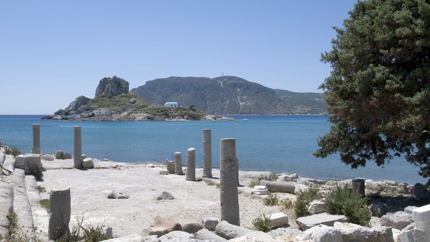 Starting in Kos, a route through the Northern Dodecanese in Greece explores quiet unspoiled atolls dotted with blue and white houses.