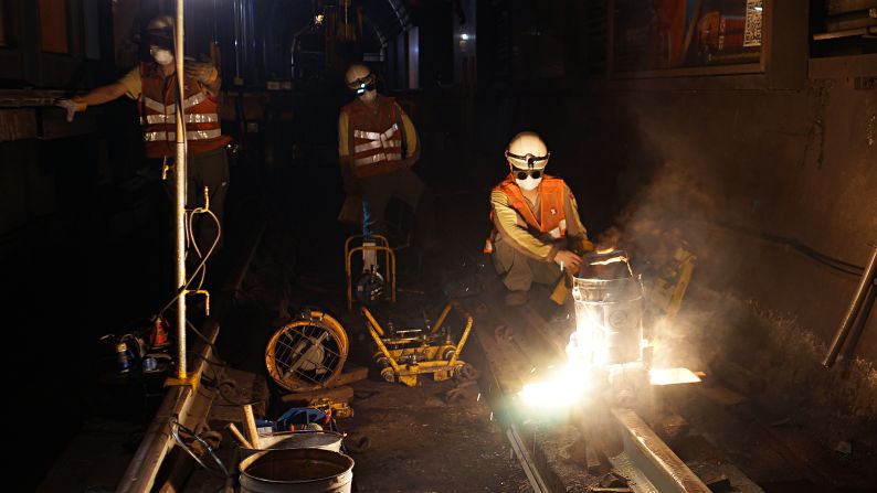 "Welding is the most critical process during the night shift," says Wong. "The timing has to be very accurate -- six minutes, no more, no less -- and the temperature has to be really high, around 2,000 to 2,200 C."
