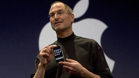 Late Apple co-founder Steve Jobs and car designer Harley Earl shared similar ideas about leadership and product promotion.